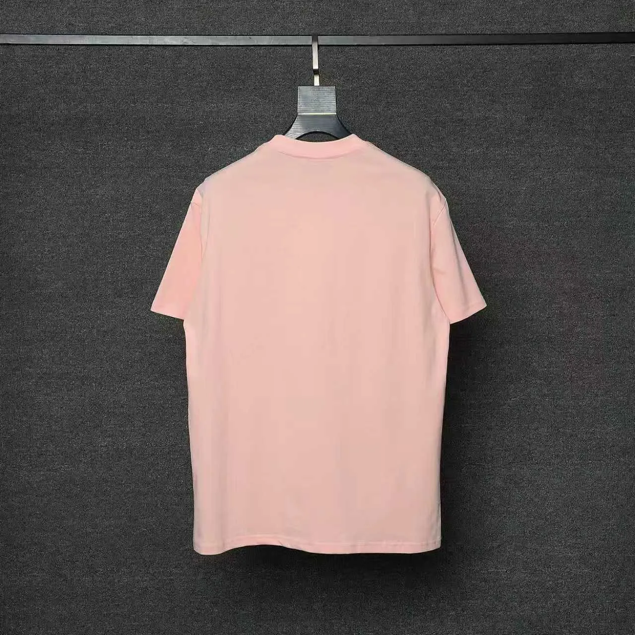 26ss CASABLANCA original printing process short-sleeved T-shirt original development using high-density double yarn pure cotton fabric upper body soft and comfortable color Black White Dark Green color Orange Pink Blue Royal Blue color cigarette powder 8 colors Sizes S M L XL